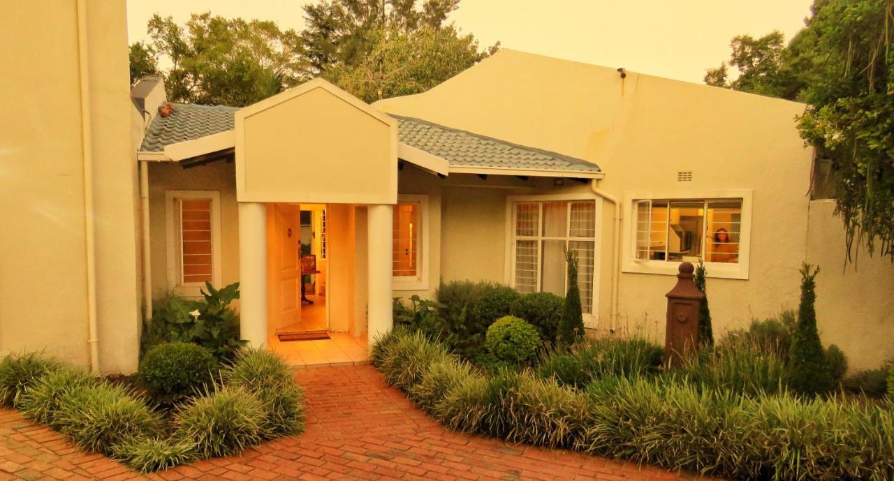 Vair'S Place Guest House In Sandton Paulshof - Apartment, Lux Suites & Spa Johannesburg Dış mekan fotoğraf
